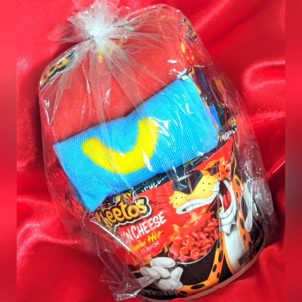 Flamin Hot Cheetos Mac'N Cheese Gift Set!
